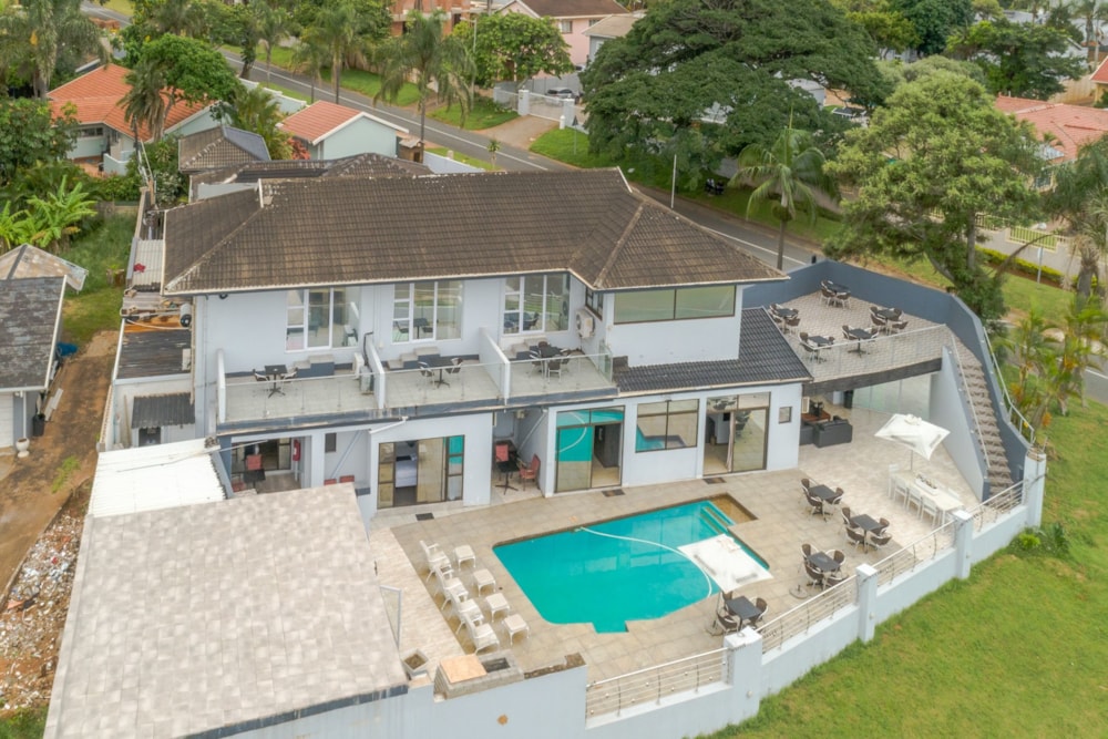 City hotel for sale in La Lucia - 1ND1605243