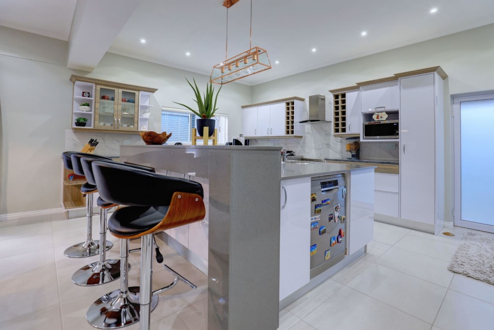 House for sale in Pinnacle Point Golf Estate - 1MB1608132