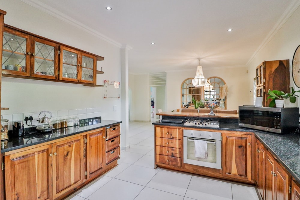 Smallholding for sale in White River AH - 1WR1747253