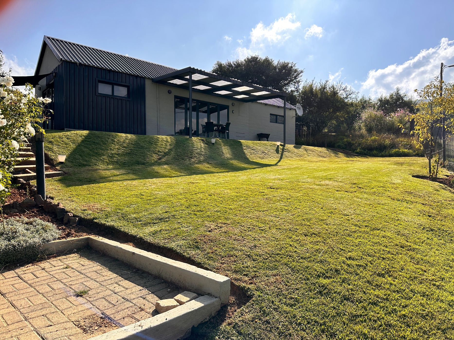 Guesthouse for sale in Clarens - 1CS1592636