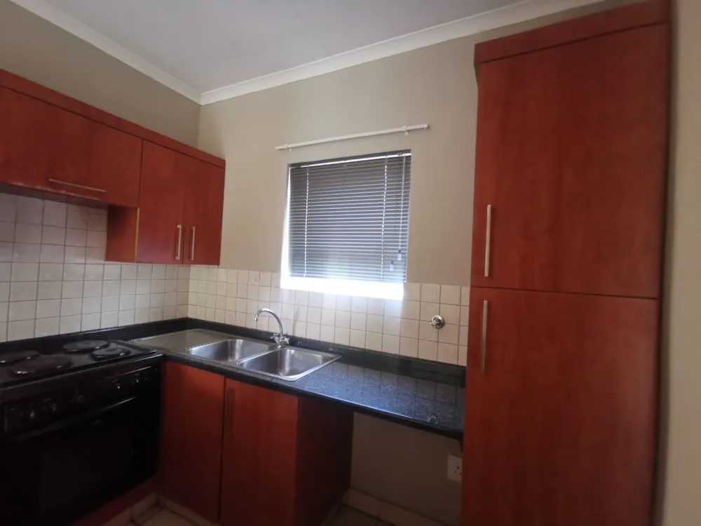 Townhouse to rent in Bendor Park - 1PS1756852 Townhouse to rent in Bendor Park - 1PS1756852