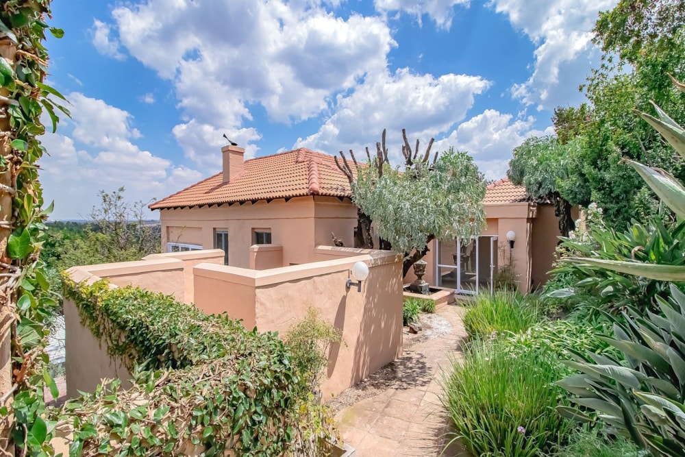 House for sale in Cornwall Hill - CN1642710 House for sale in Cornwall Hill - CN1642710