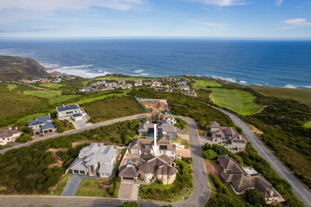 House sold in Pezula Golf Estate - 1KG1594515 House sold in Pezula Golf Estate - 1KG1594515