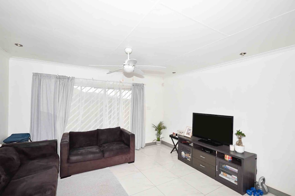 Townhouse for sale in Wilgeheuwel - RAN1725431