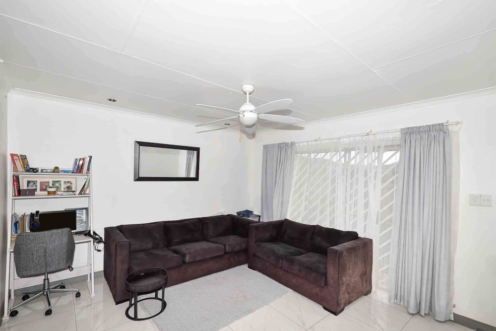 Townhouse for sale in Wilgeheuwel - RAN1725431