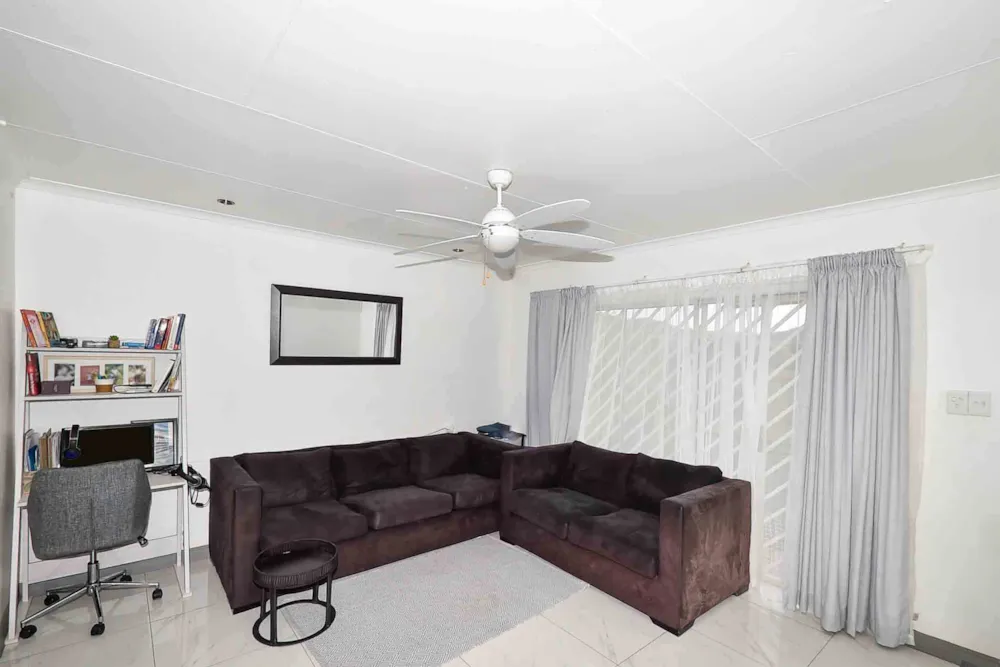 Townhouse for sale in Wilgeheuwel - RAN1725431 Townhouse for sale in Wilgeheuwel - RAN1725431