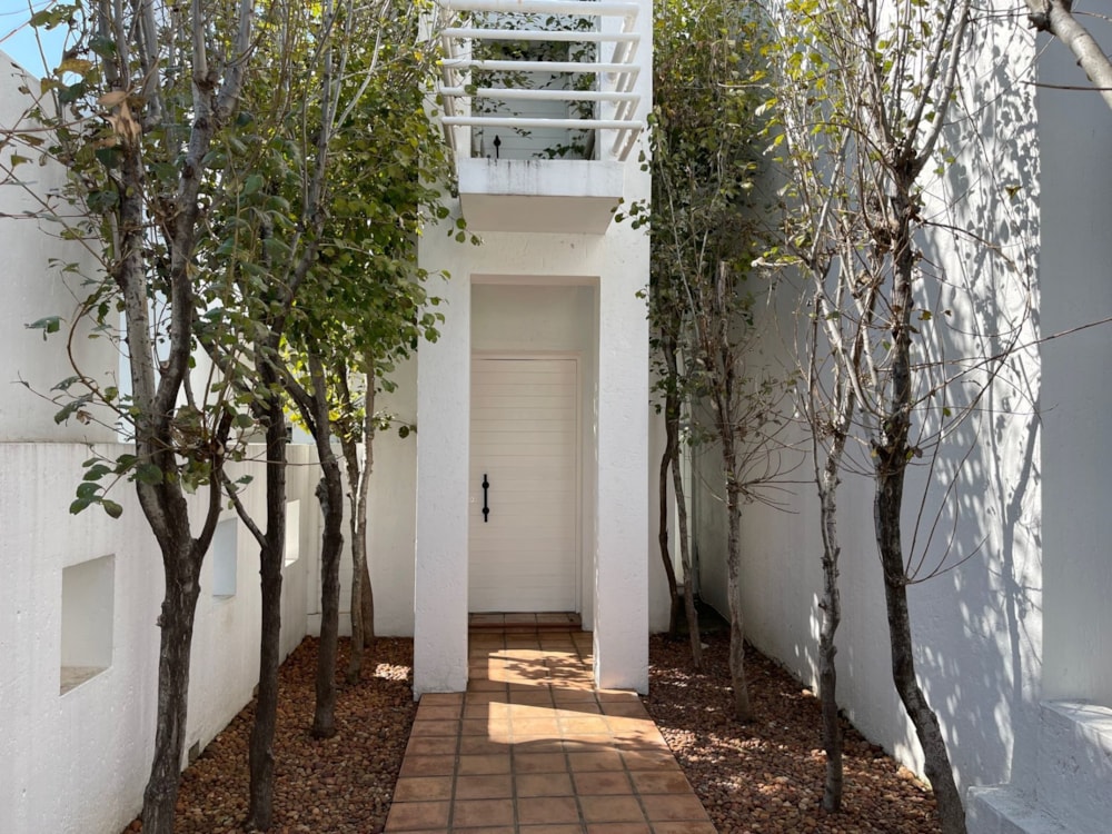 House for sale in Brooklyn, Pretoria East - PT1611556 House for sale in Brooklyn, Pretoria East - PT1611556