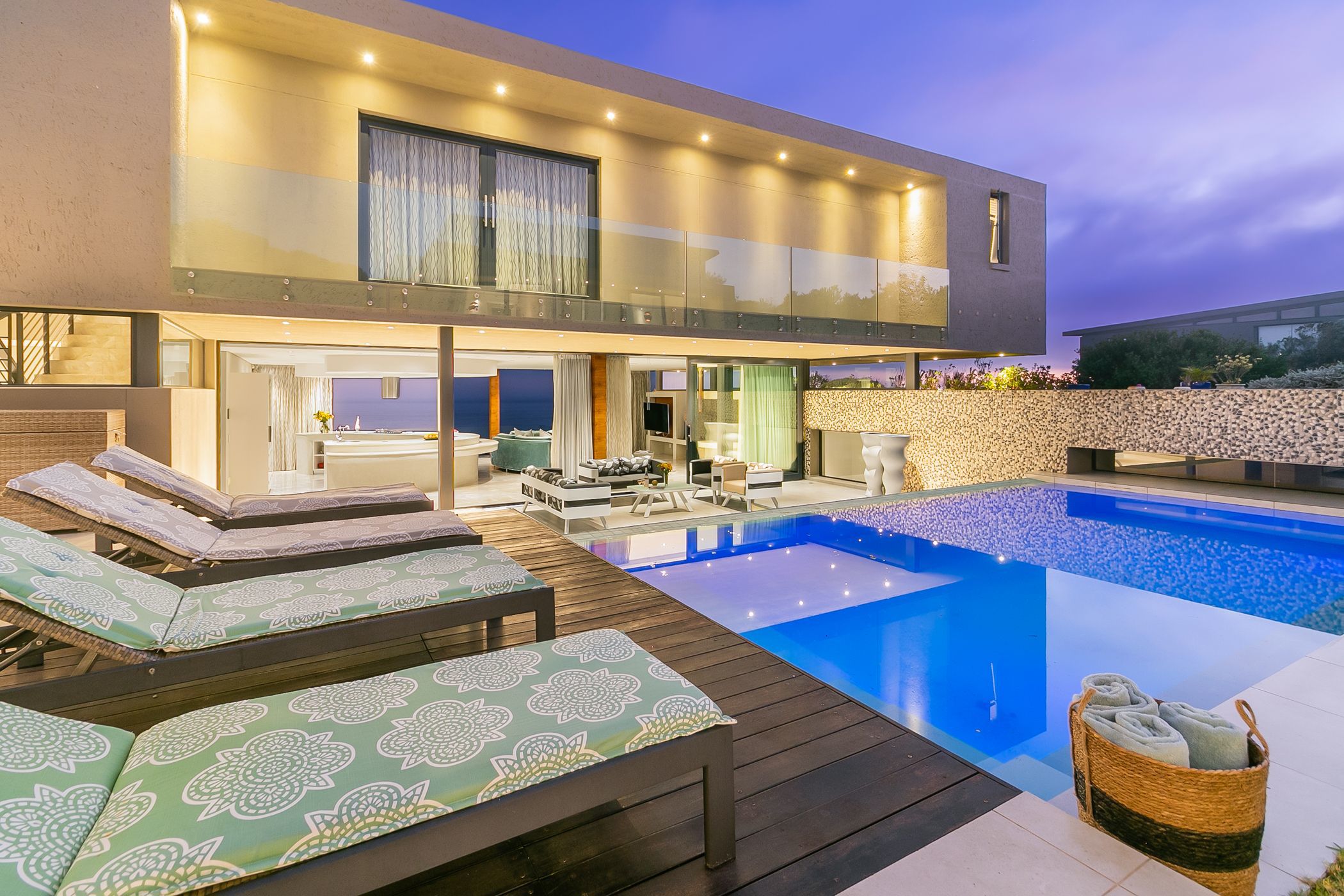 House for sale in Pezula Private Estate - 1KG1609553