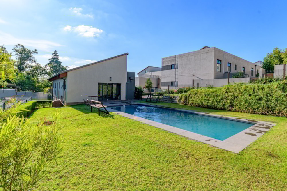 Townhouse for sale in Bryanston - HP1712320 Townhouse for sale in Bryanston - HP1712320