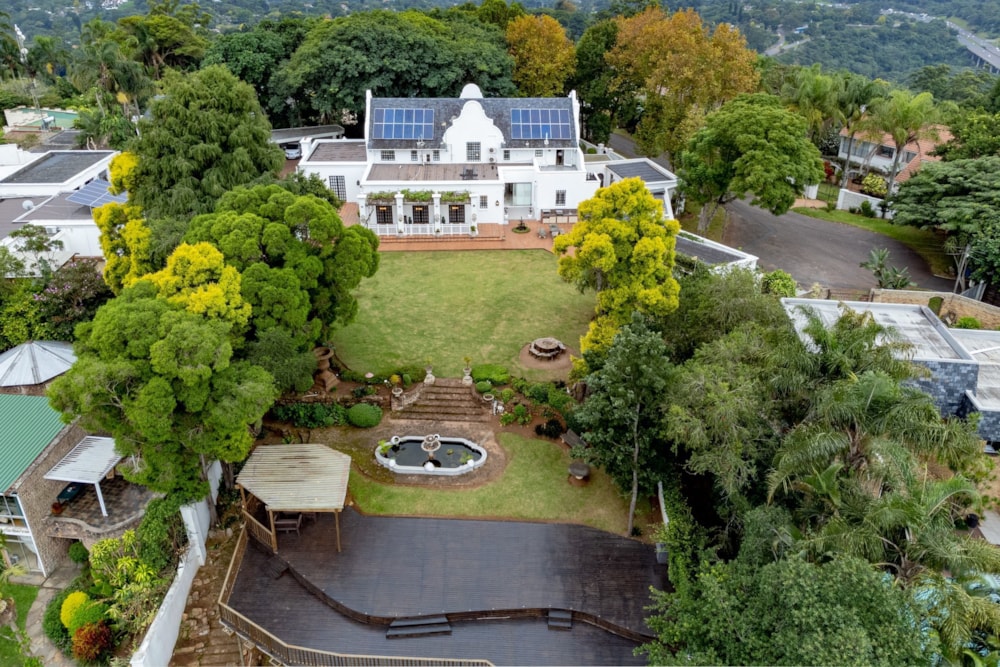 Double-storey house for sale in Cowies Hill - 1WP1740124