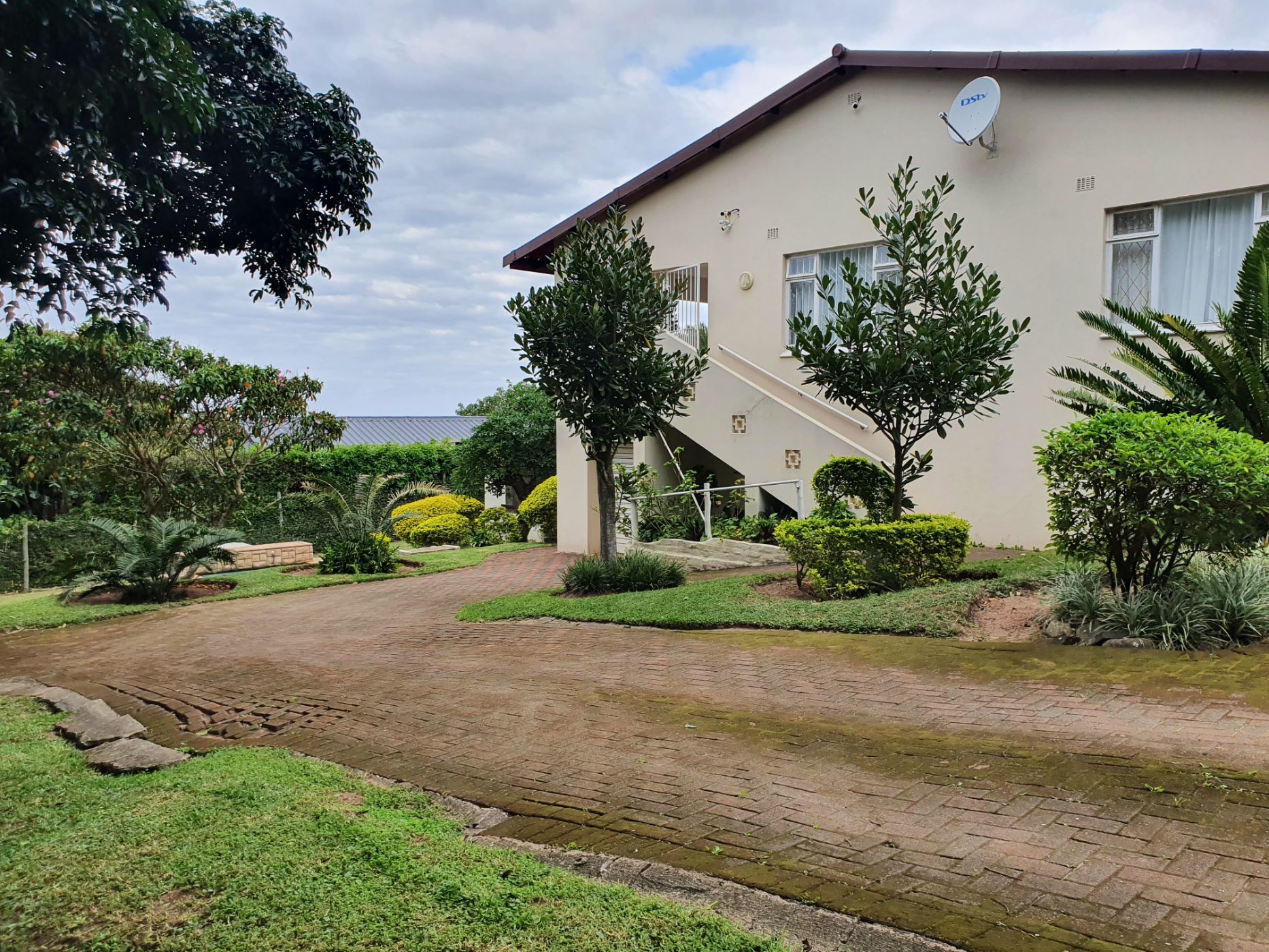 House for sale in Glenmore Beach - 1PD1611564