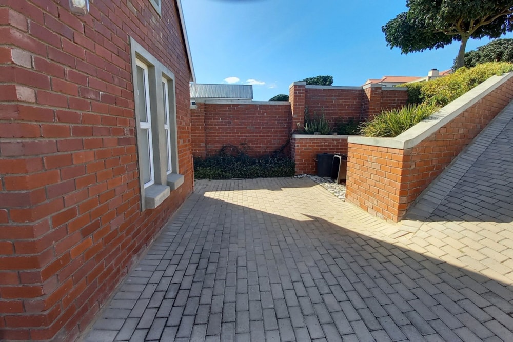 Bachelor apartment let in Mount Royal Golf & Country Estate - 1SJ1680637 Bachelor apartment let in Mount Royal Golf & Country Estate - 1SJ1680637