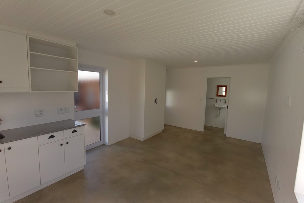 Bachelor apartment let in Mount Royal Golf & Country Estate - 1SJ1680637 Bachelor apartment let in Mount Royal Golf & Country Estate - 1SJ1680637