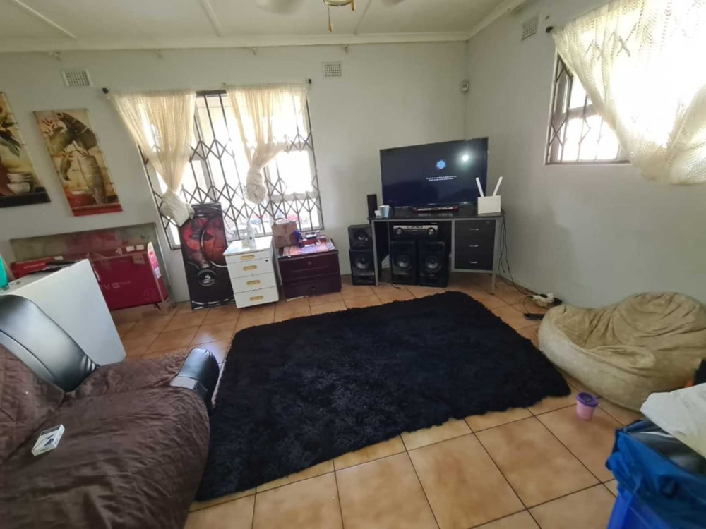 House to rent in Richards Bay - 1RY1721738
