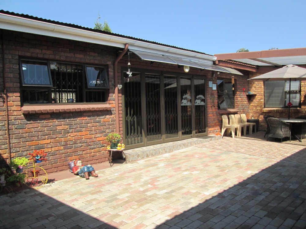 House for sale in Brenthurst - 1BJ1711391 House for sale in Brenthurst - 1BJ1711391