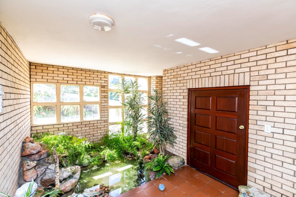 Double-storey house for sale in Glen Stewart - 1EZ1702714 Double-storey house for sale in Glen Stewart - 1EZ1702714