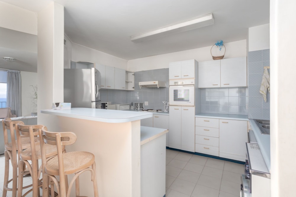 Apartment for sale in North Beach Durban - 1DA1610329 Apartment for sale in North Beach Durban - 1DA1610329