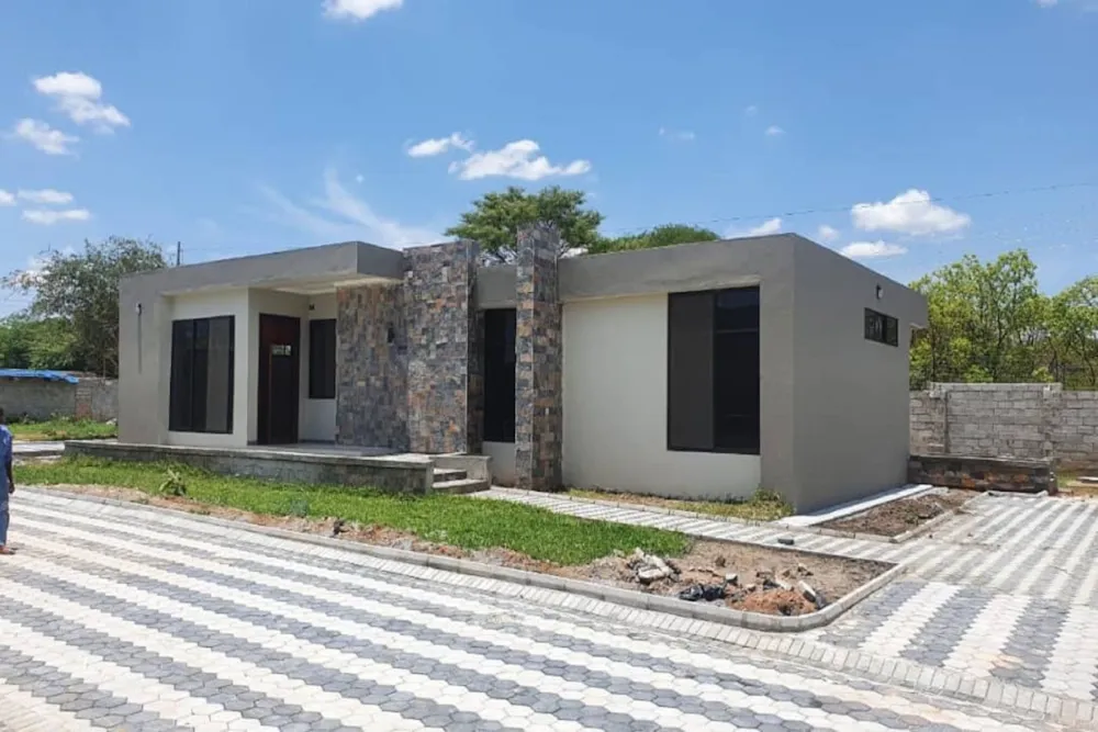 Security estate home for sale in Meanwood, Zambia - 3ZA1589214