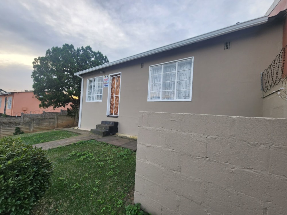 House for sale in Bombay Heights - 1PM1612071