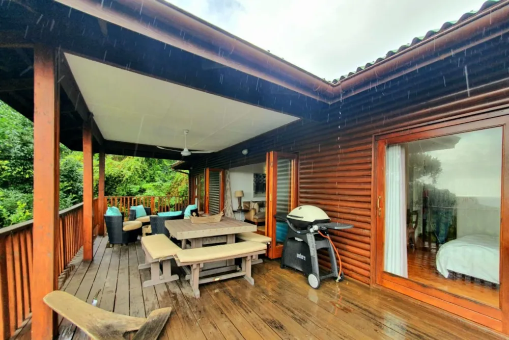 Beachfront villa for sale in Ponta de Ouro, Mozambique - 3MQ1609101 Beachfront villa for sale in Ponta de Ouro, Mozambique - 3MQ1609101