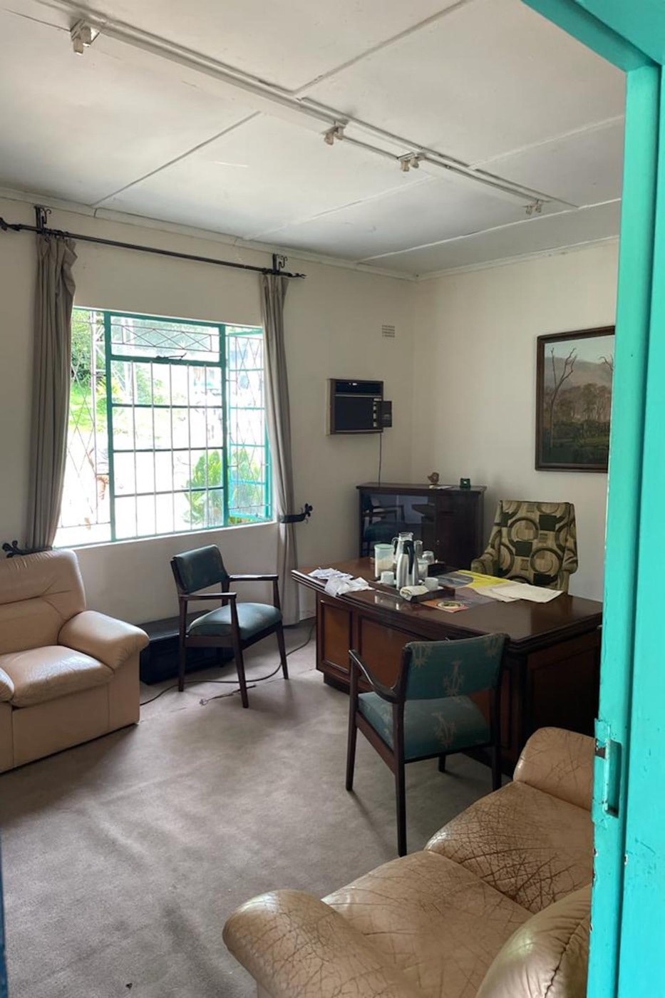 Commercial industrial property for sale in Kariba, Zimbabwe - 3ZB1609174 Commercial industrial property for sale in Kariba, Zimbabwe - 3ZB1609174