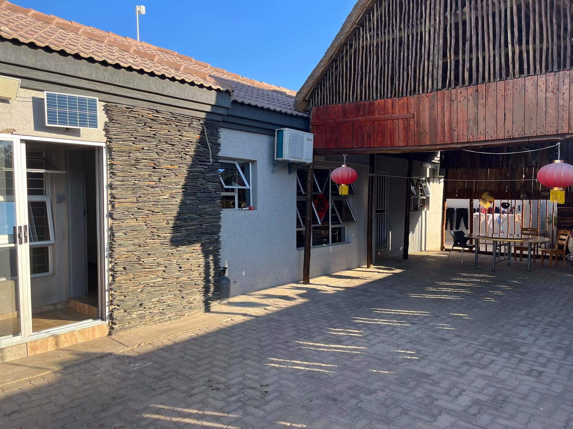 House for sale in Block 10, Botswana - 3BO1611324