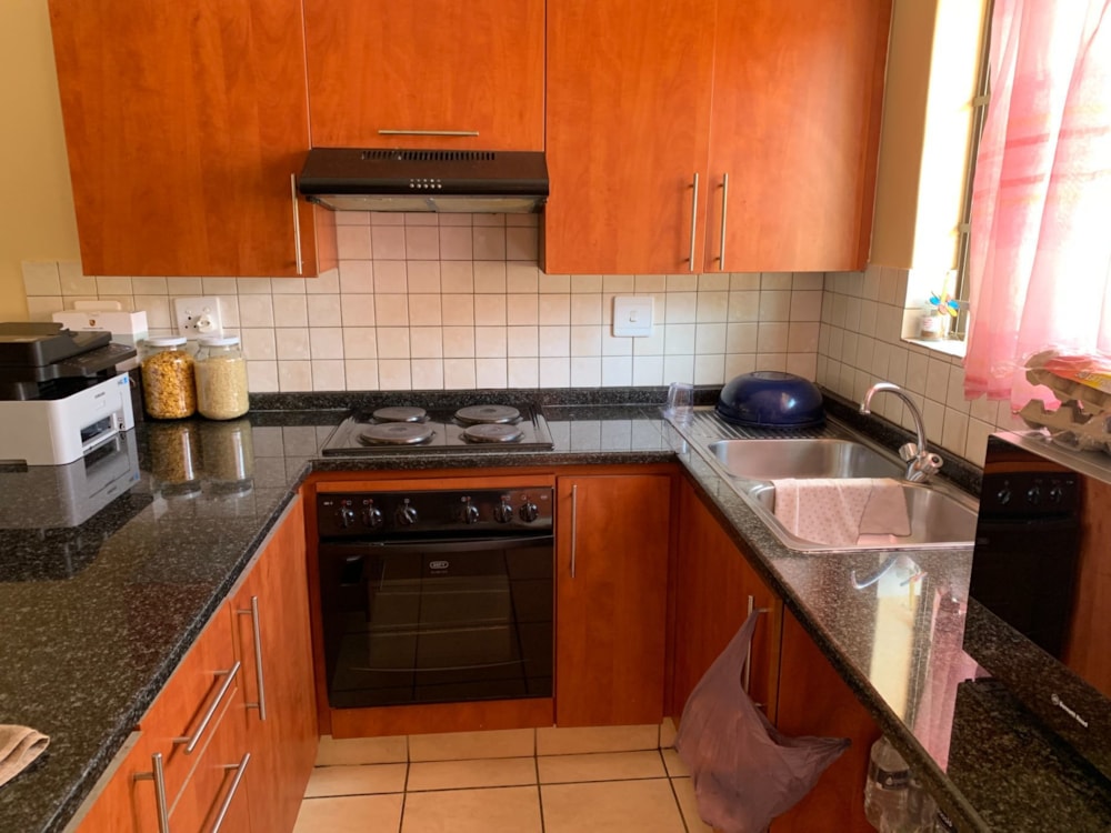 Townhouse to rent in Bendor Park - 1PS1742721 Townhouse to rent in Bendor Park - 1PS1742721