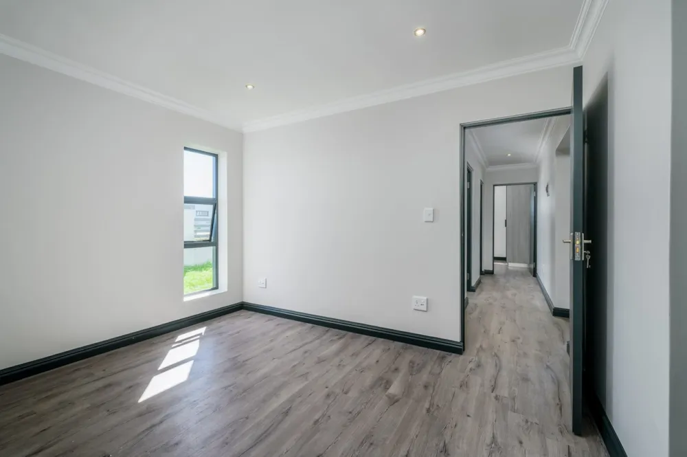 House for sale in Rowallan Park - 1PLZ1609595