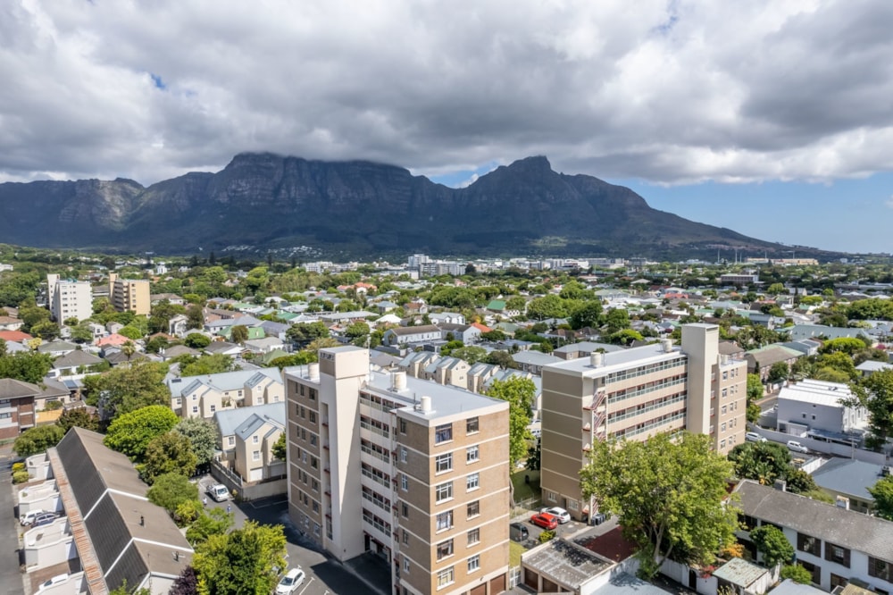 Apartment let in Kenilworth, Cape Town - RBL1708956 Apartment let in Kenilworth, Cape Town - RBL1708956