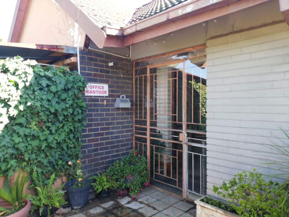 Commercial business for sale in Three Rivers North - 1VT1654546