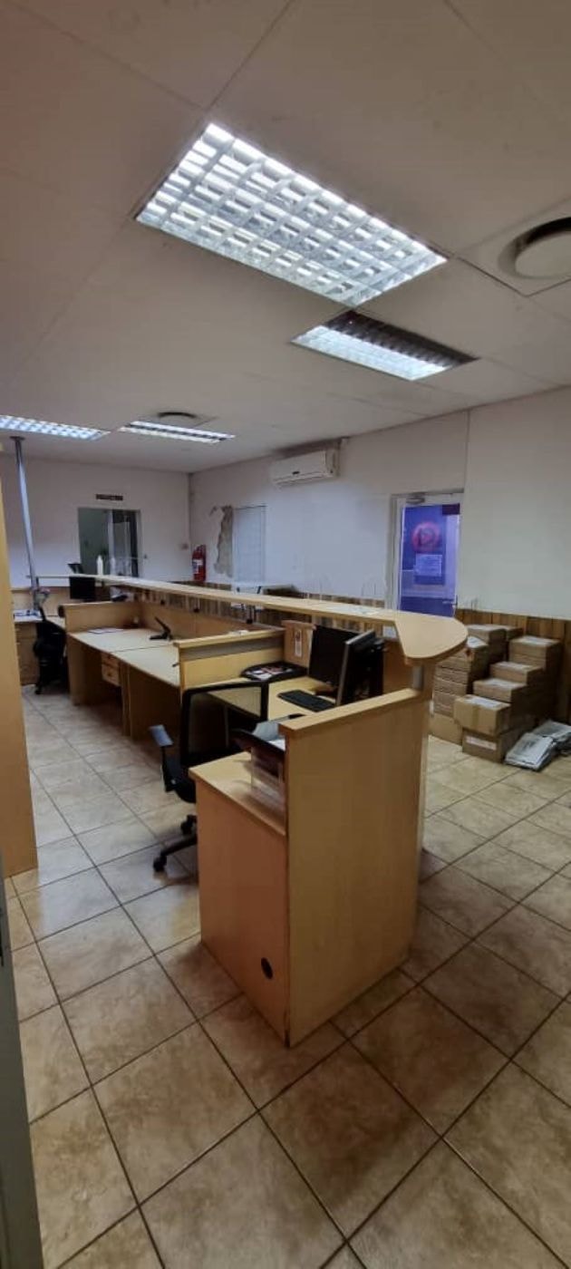 Commercial Building for sale in Windhoek, Namibia - 3NM1610662