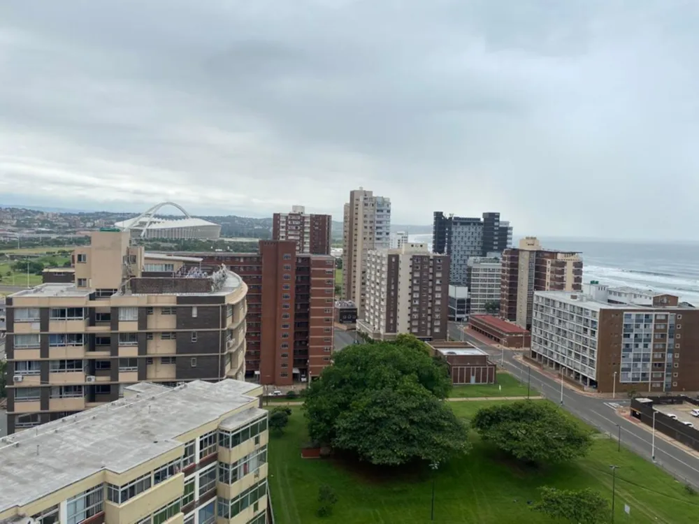 Apartment for sale in North Beach Durban - 1DA1610674 Apartment for sale in North Beach Durban - 1DA1610674