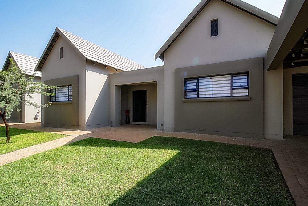 Security estate home for sale in Leloko Estate - 1HR1718755