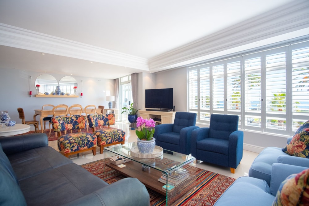 Apartment sold in Three Anchor Bay - AS1670047