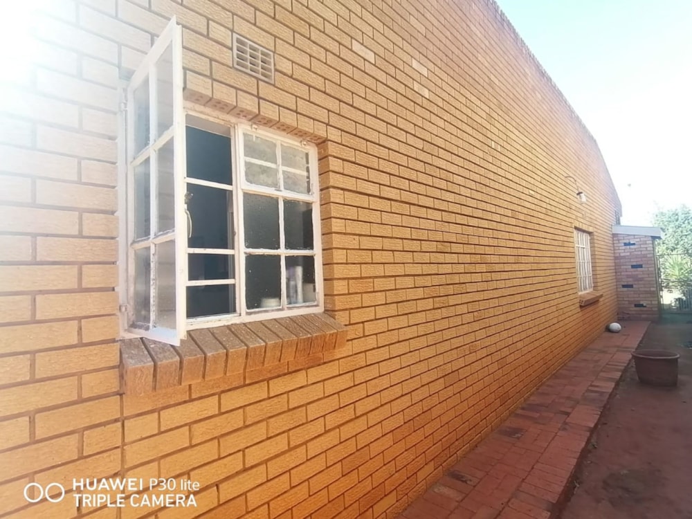 House for sale in Bakerton - 1SP1611277 House for sale in Bakerton - 1SP1611277