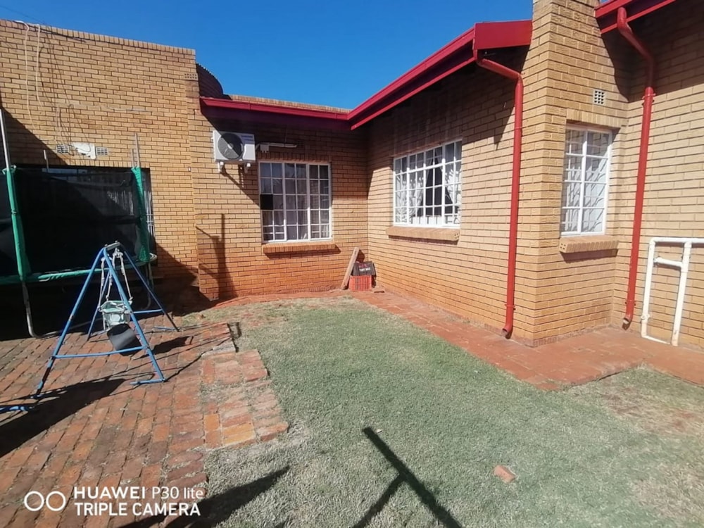 House for sale in Bakerton - 1SP1611277 House for sale in Bakerton - 1SP1611277