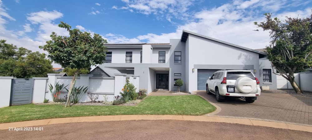 Double-storey house to rent in Midstream Estate - CN1751643