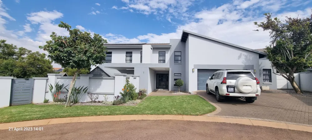Double-storey house to rent in Midstream Estate - CN1751643 Double-storey house to rent in Midstream Estate - CN1751643
