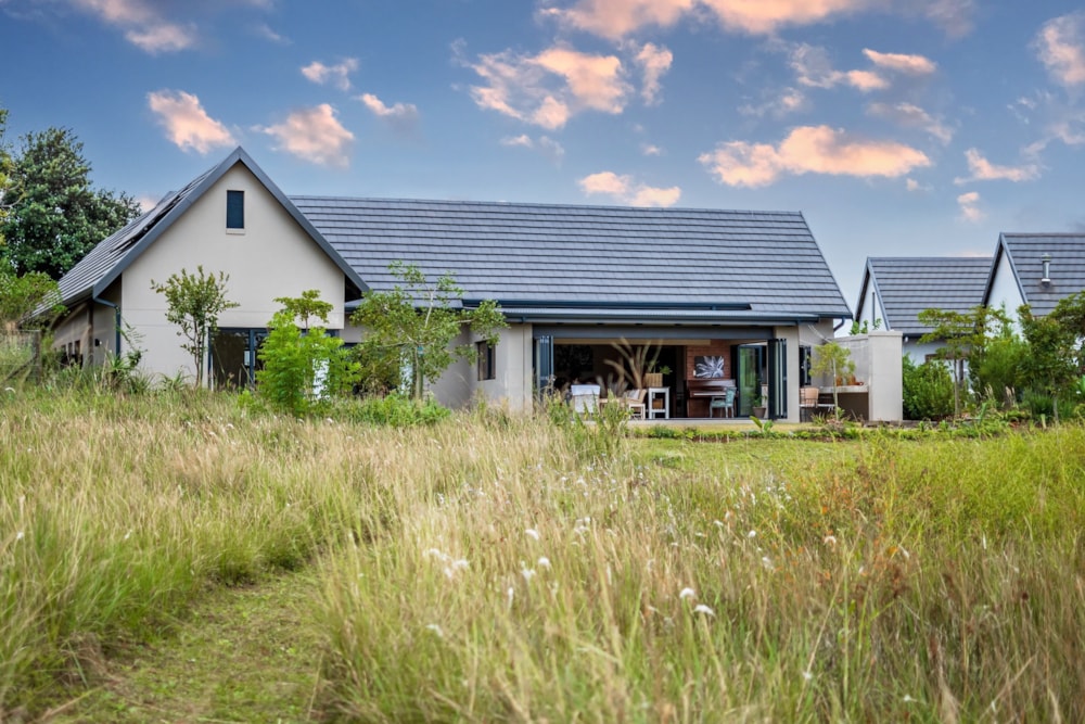 Golf estate house for sale in Cotswold Downs Estate - 1KF1611677 Golf estate house for sale in Cotswold Downs Estate - 1KF1611677