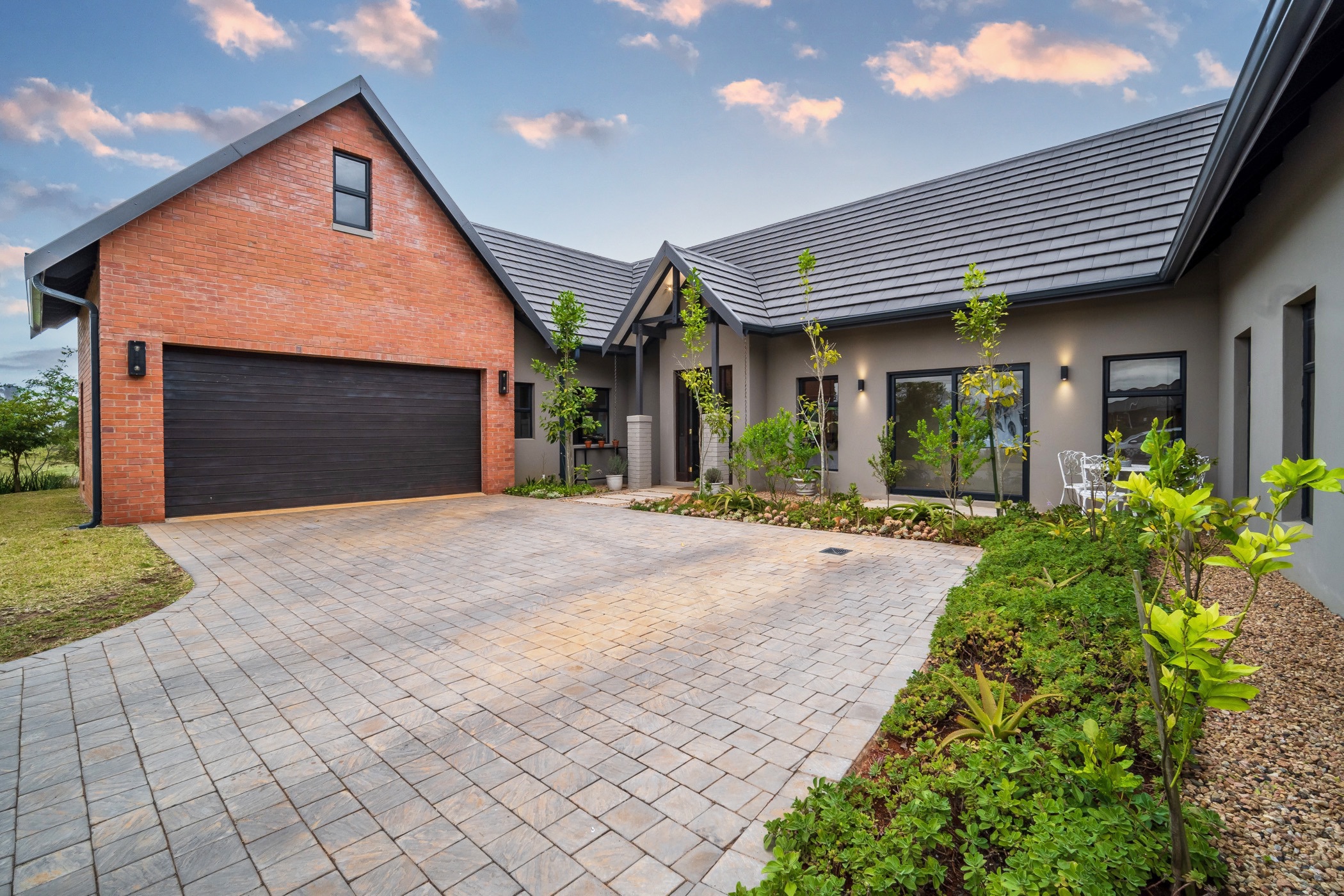 Golf estate house for sale in Cotswold Downs Estate - 1KF1611677