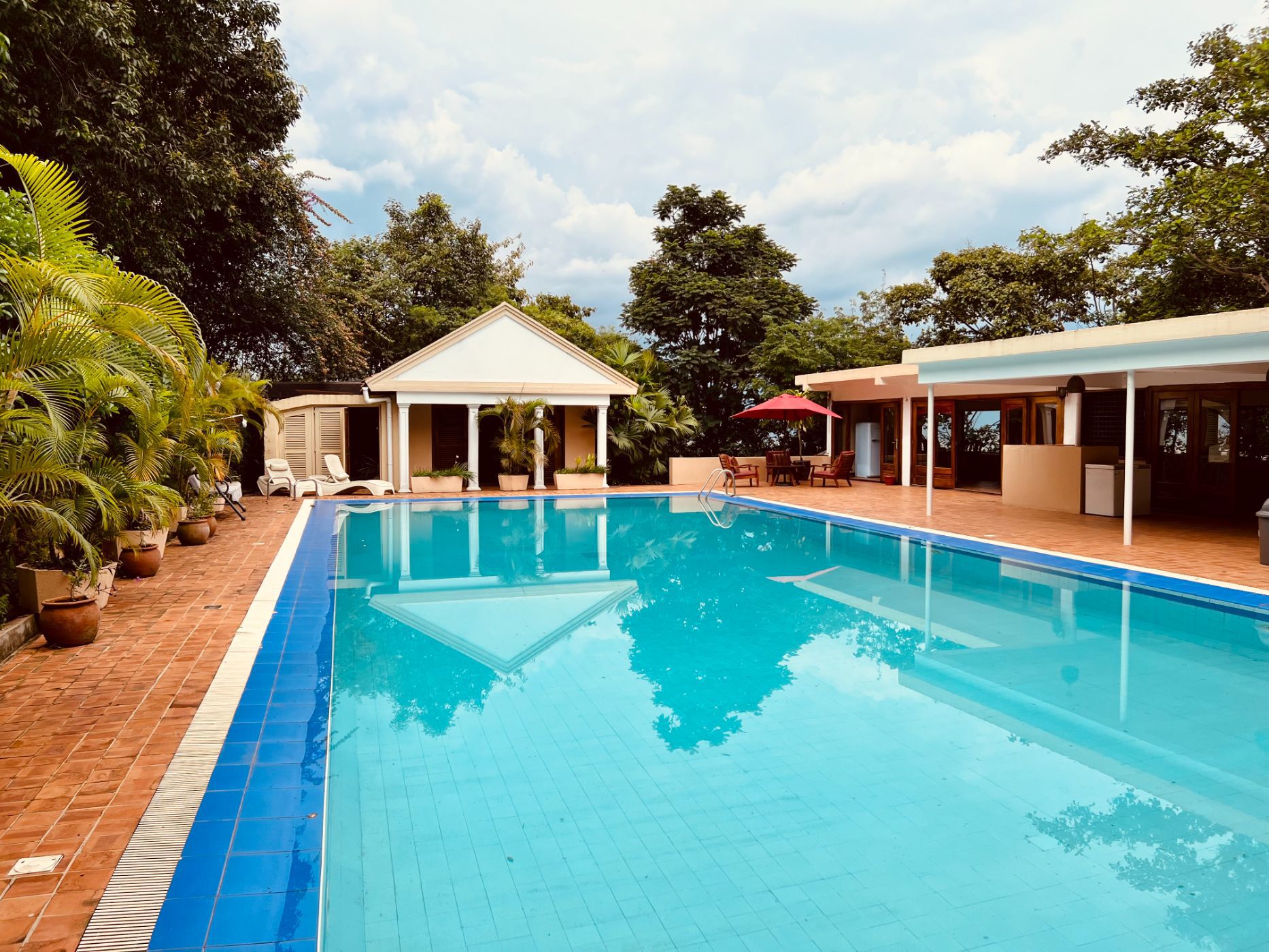 Double-storey house to rent in Mbuya, Uganda - 3UG1611833