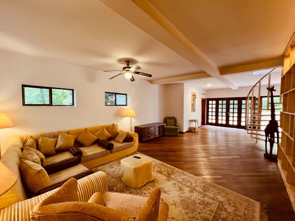 Double-storey house to rent in Mbuya, Uganda - 3UG1611833 Double-storey house to rent in Mbuya, Uganda - 3UG1611833