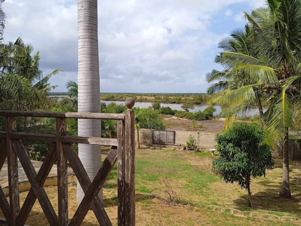 House for sale in Matola Rio, Mozambique - 3MQ1612343