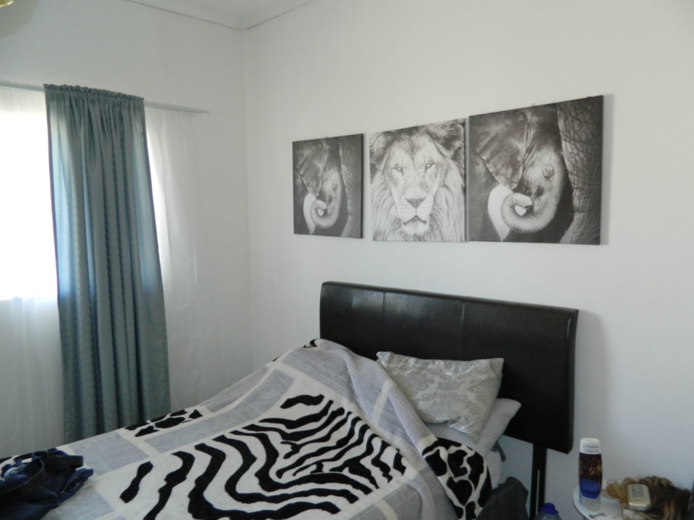 Bachelor apartment to rent in Springbok - 1NA1649152 Bachelor apartment to rent in Springbok - 1NA1649152