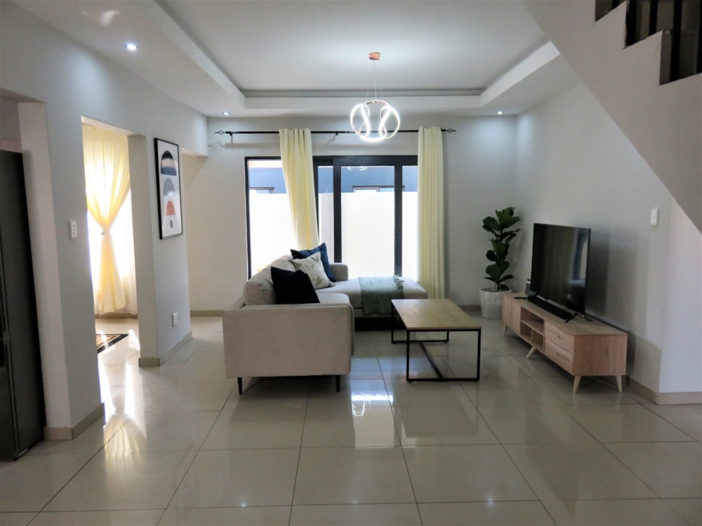 Security estate home for sale in Terenure - KTP1612327 Security estate home for sale in Terenure - KTP1612327