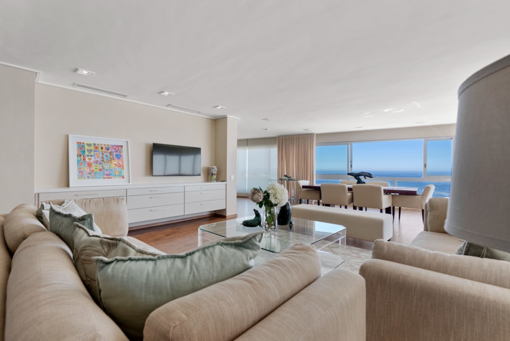 Double-storey apartment to rent in Clifton - ASL1706079