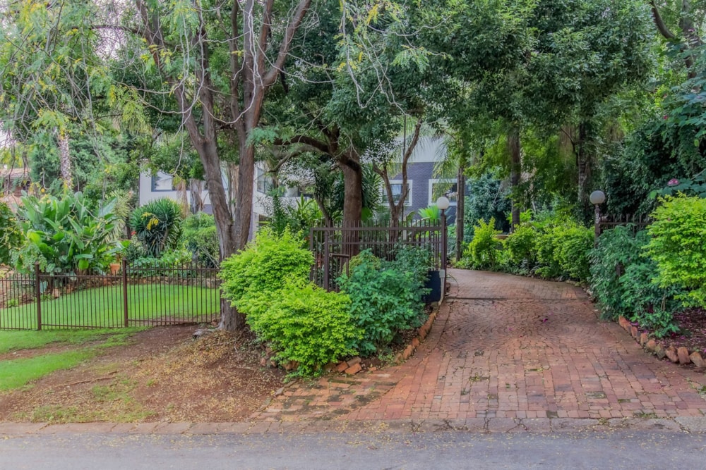 Double-storey house for sale in Schoemansville - 1HR1638579 Double-storey house for sale in Schoemansville - 1HR1638579