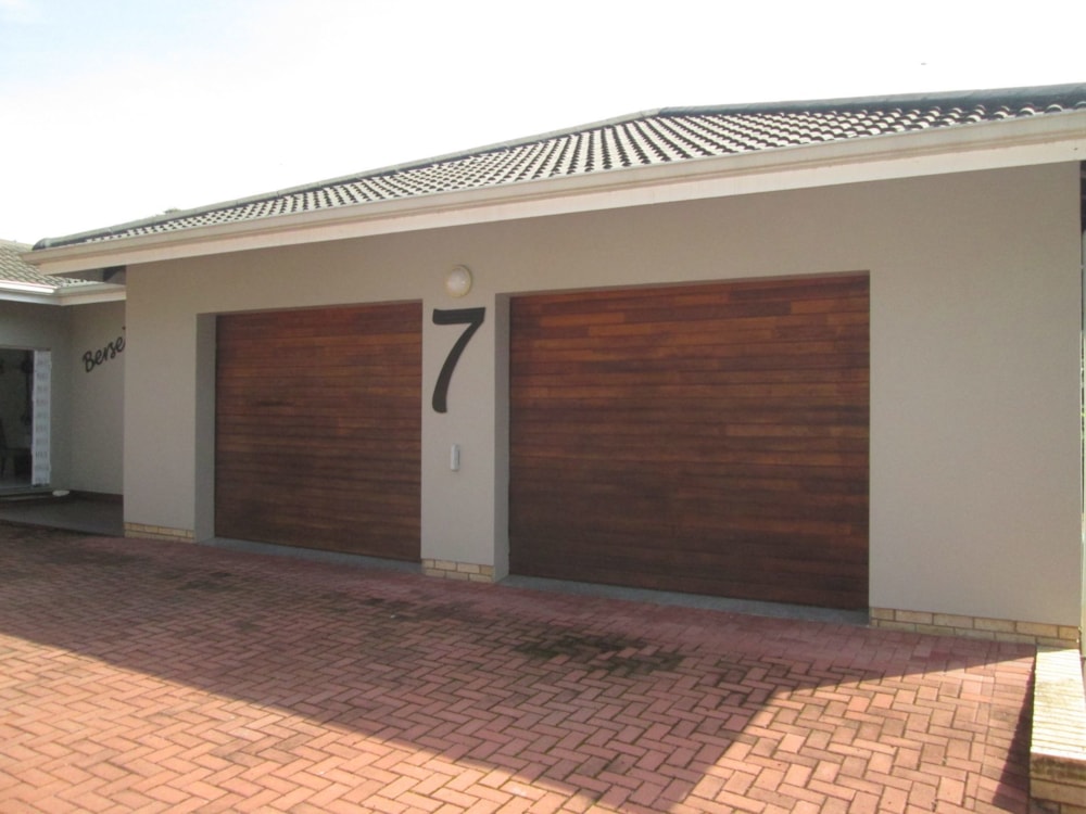 House for sale in Pennington - 1SI1733954