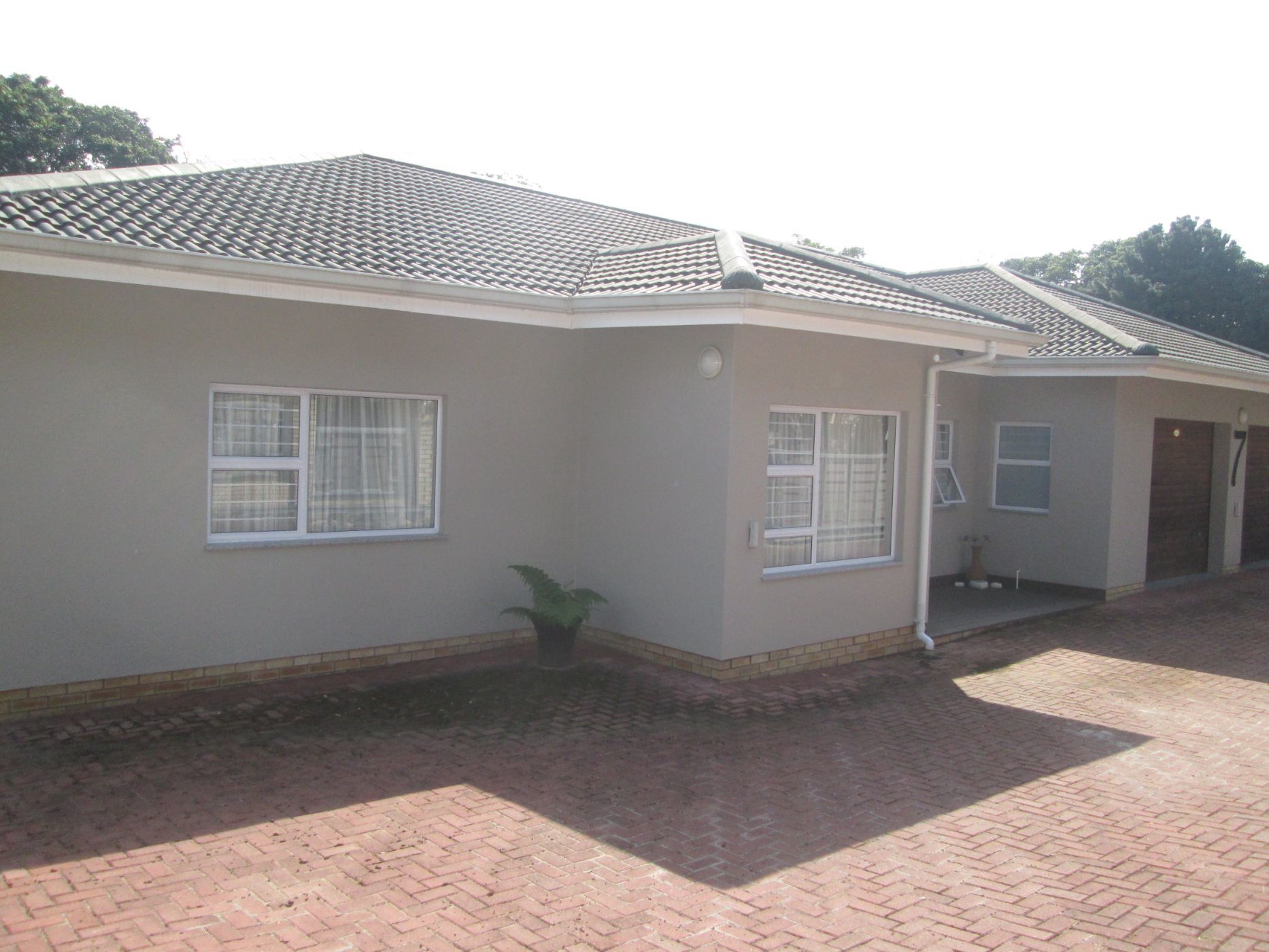 House for sale in Pennington - 1SI1733954