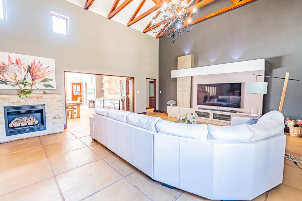 House to rent in Silver Lakes Golf Estate - PTL1753986
